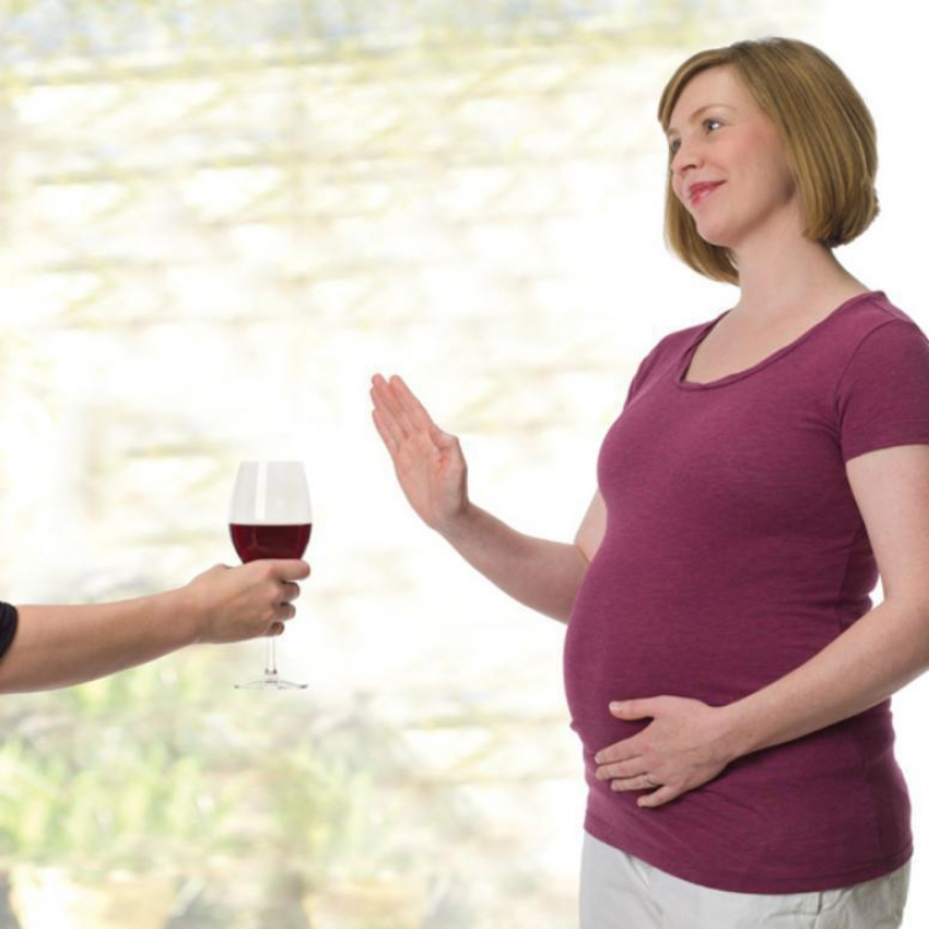 Нравы беременных ростовчанок вызвали возмущение местных жителей