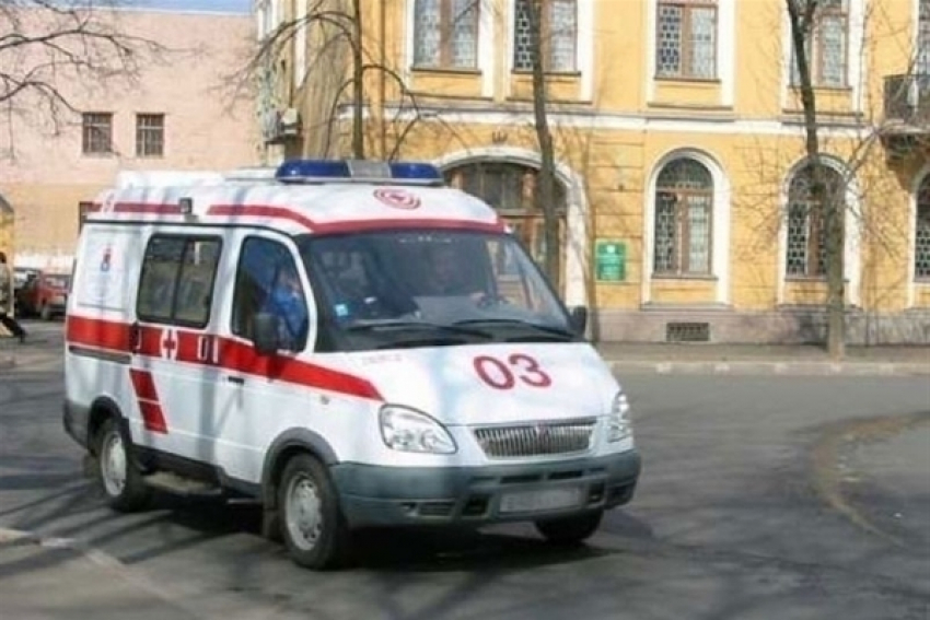 В Ростове проходит акция «Уступи дорогу скорой помощи» 