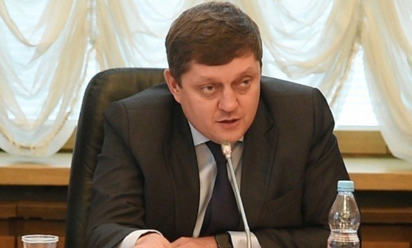 В Госдуме Олег Пахолков начал работу по спасению Волги и Дона от катастрофы 