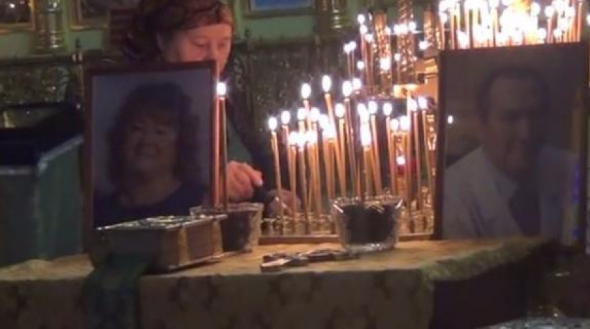 В Азовском храме прошла панихида по погибшему в авиакатастрофе депутату Игорю Пакусу 