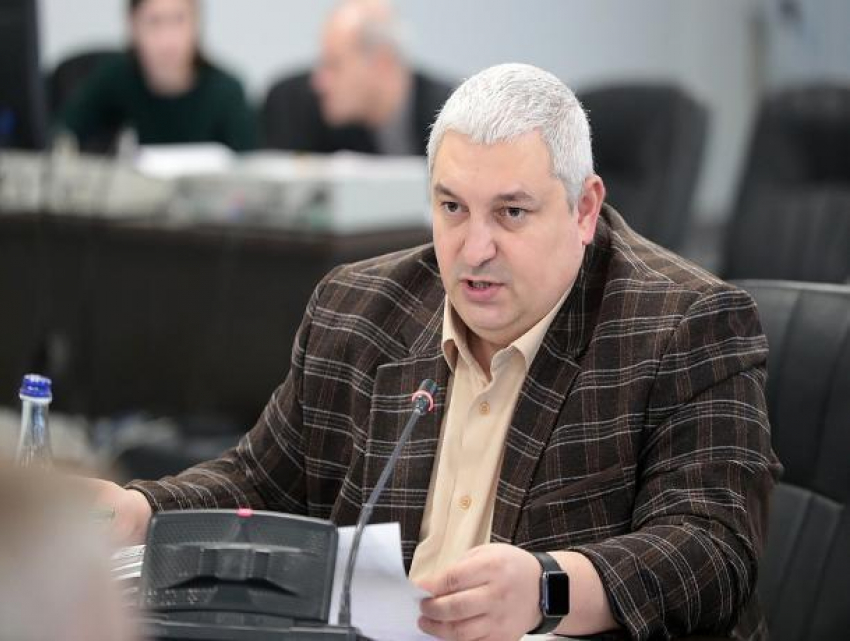 Экс-министр строительства Ростовской области остался под стражей