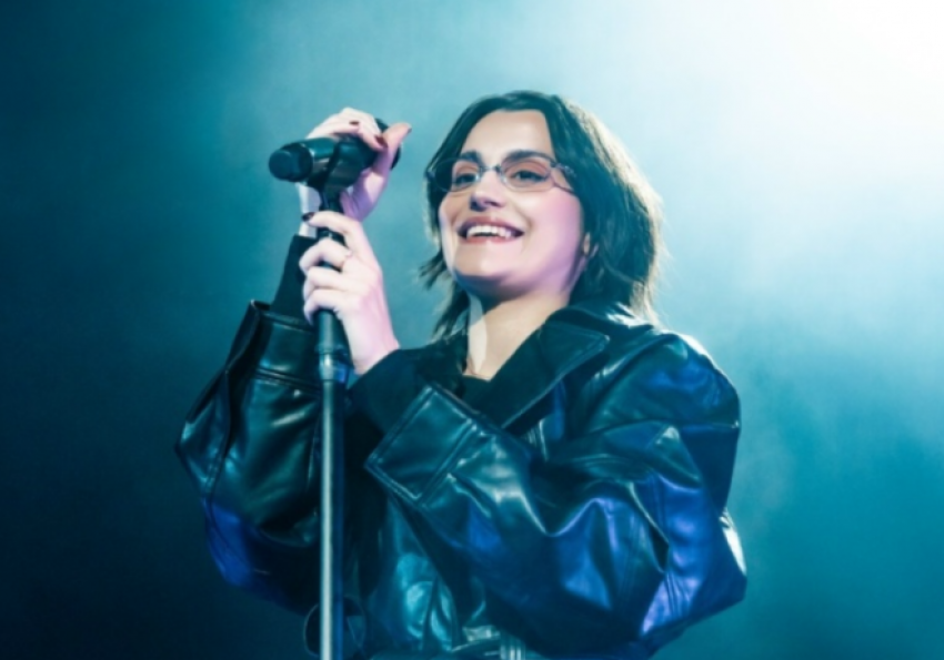 Тяжелая болезнь стала причиной отмены концертов ростовской певицы MONA