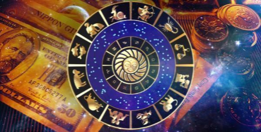 Гороскоп на 1 августа: Удачу в делах предвещают звезды овнам, девам и ракам 