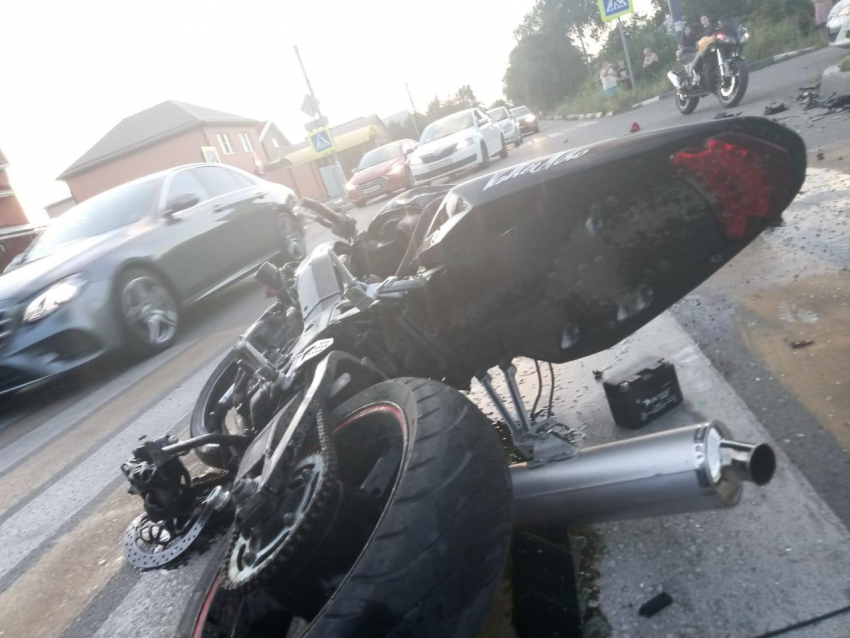 В Батайске насмерть сбили 16-летнего мотоциклиста