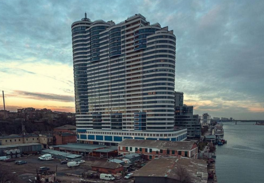 «Органы по всему дому»: стали известны подробности чудовищного убийства в сдаваемой посуточно квартире в Ростове