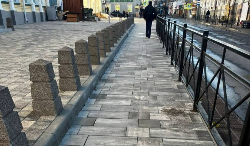 Тротуар на Станиславского наконец отремонтировали в Ростове