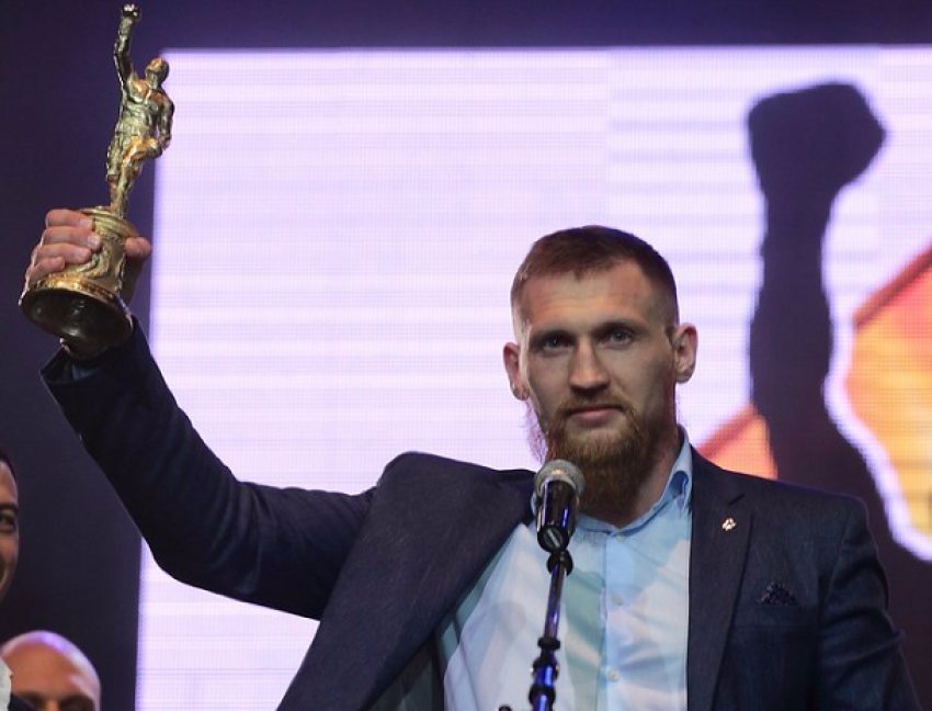 Награду за самый быстрый нокаут 2016 года получил донской боксер Кудряшов