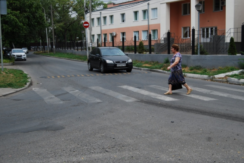 В Ростовской области за неделю поймали 800 пешеходов-нарушителей