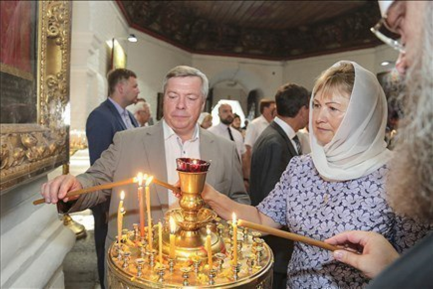 Василий Голубев посетил Старочеркасск в день иконы Донской Божией Матери 