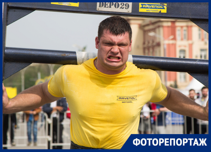 Поднимали бревна и гигантские колеса: в Ростове соревновались сильнейшие атлеты