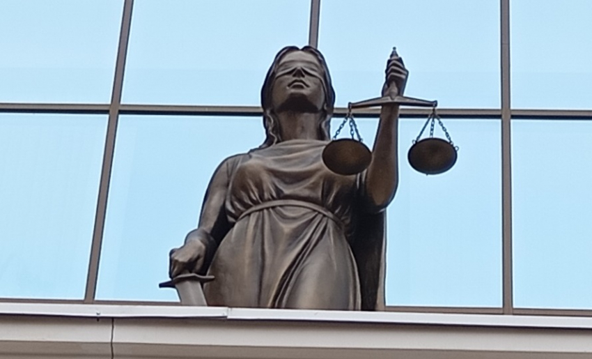 Требование сроков для «ростовских судей» — это следствие позиции Игоря Краснова, считает эксперт