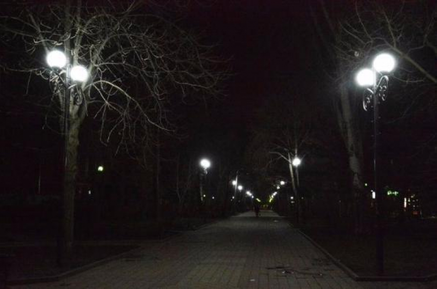 Улицы Ростова украсят новые светильники 