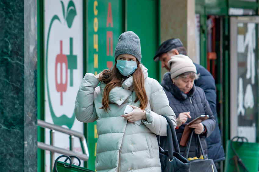За сутки 618 человек заболели коронавирусом в Ростовской области