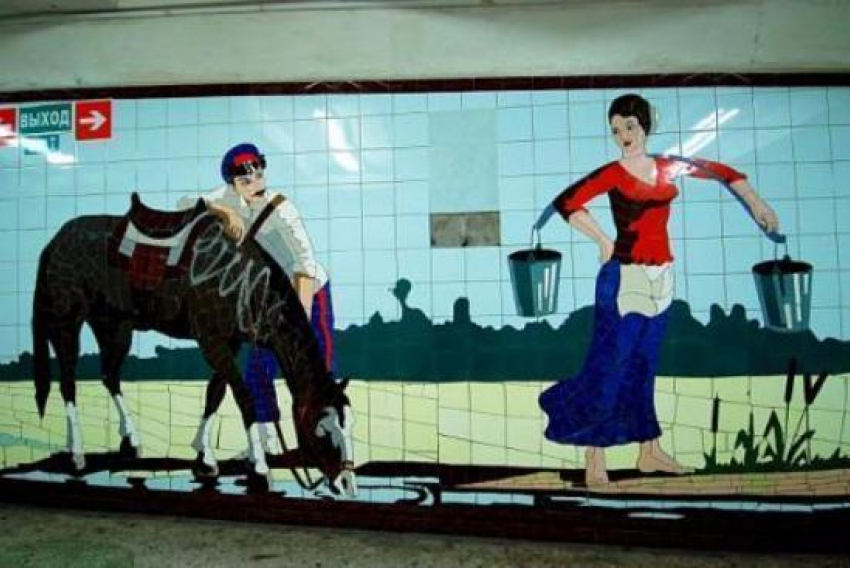 Панно в подземном переходе на Центральном рынке признали объектом культурного наследия 