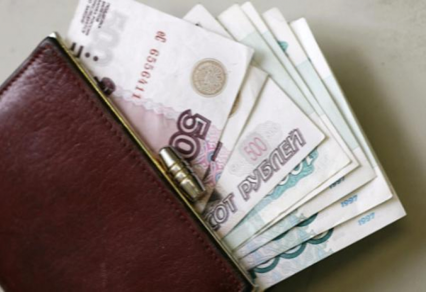 Зарплату работникам бюджетной сферы на Дону планируют повысить с 1 октября