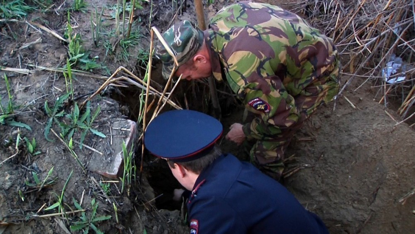 В Ростовской области пограничники обнаружили  схрон с боеприпасами