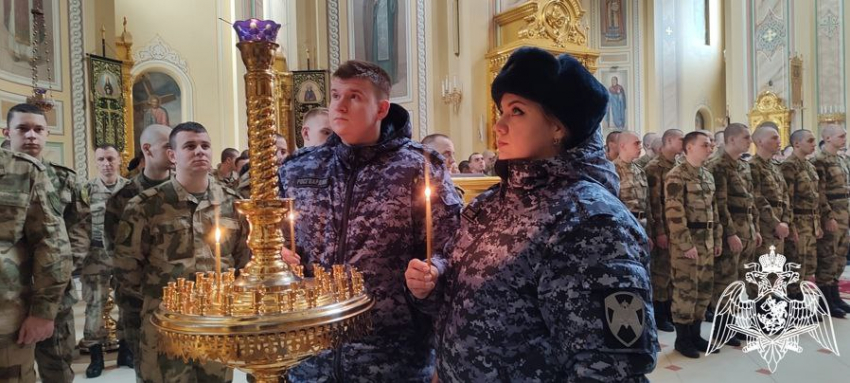 Для ростовских росгвардейцев провели духовную акцию 