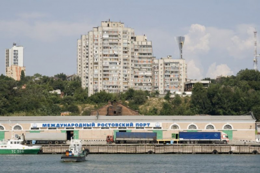 Портовики пожаловались, что судовладельцы неохотно заходят в Ростов
