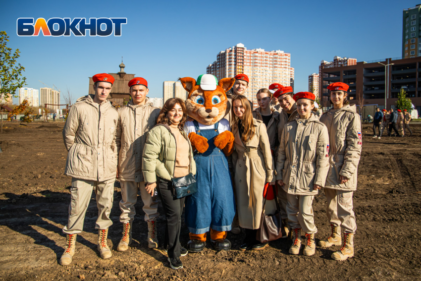 В областной День древонасаждения в Левенцовке заложили новый парк им. 80-летия Победы