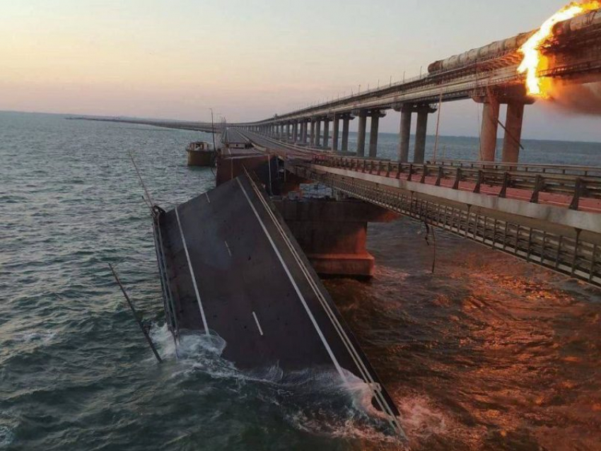 Десять поездов задерживаются из-за закрытия Крымского моста