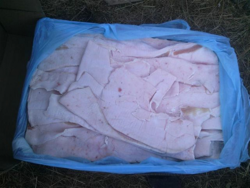 Более 40 тонн датского сала пытались ввезти в Россию через Украину