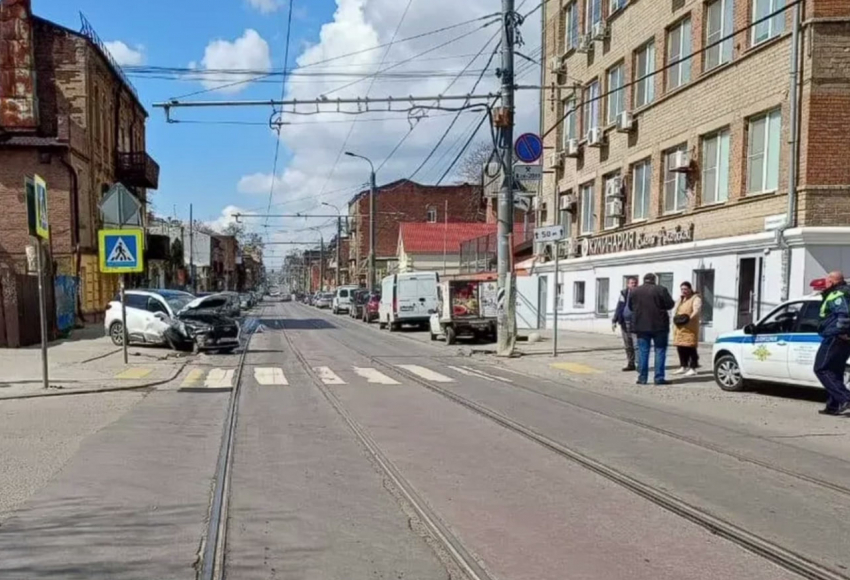 Трехлетний ребенок пострадал в ДТП в центре Ростова