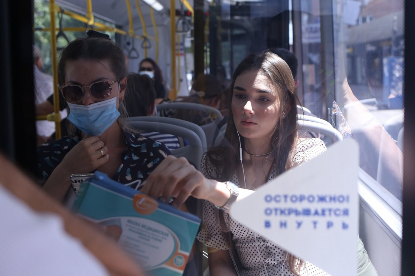 Водители автобусов в ростовский аэропорт Платов игнорируют расписание