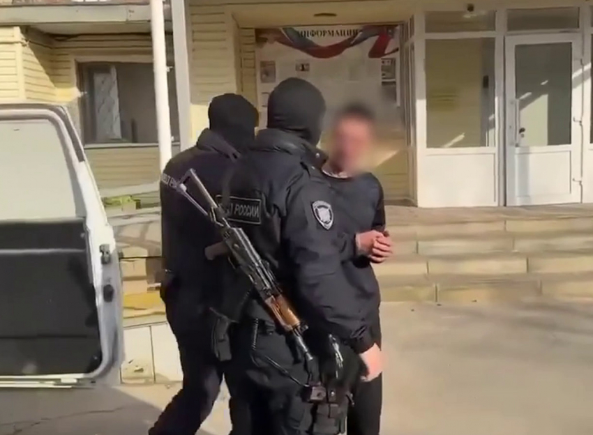 Дончанин ударил соседа ножом в грудь из-за спора о шуме 