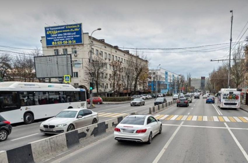 Суд отправил в колонию мотоциклиста, который сбил двух девушек в центре Ростова