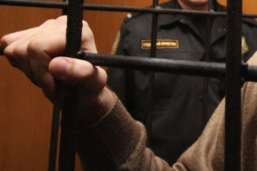 В Ростове средь бела дня ограбили женщину, которая разносила пенсии