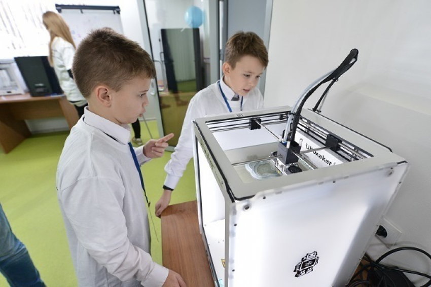 Юных ростовских инженеров и ученых обучат в детском технопарке «Кванториум»