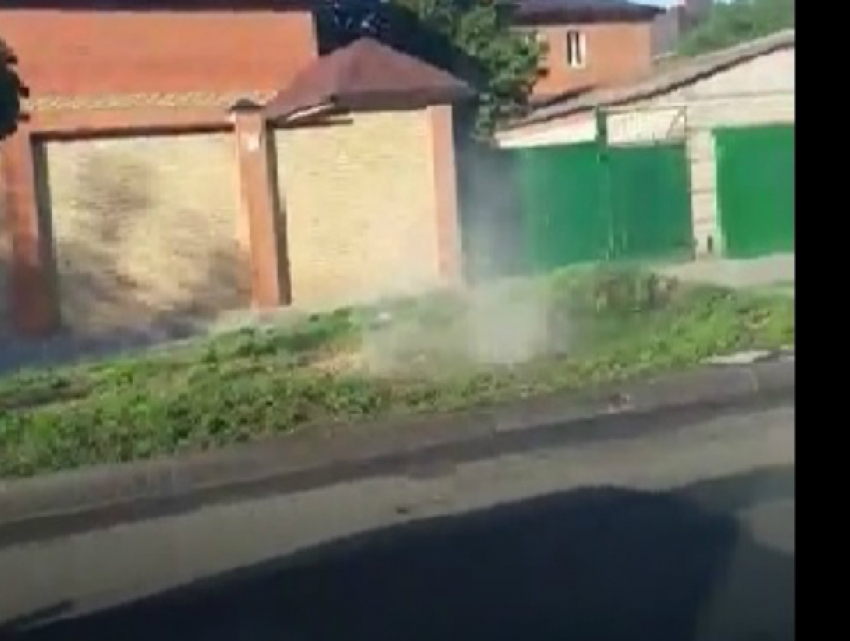Бодрящий танец канализационных люков попал на видео в Ростове
