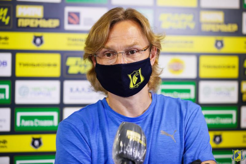 «Они сделали все, что могли»: Валерий Карпин поблагодарил игроков «Ростова» за сезон