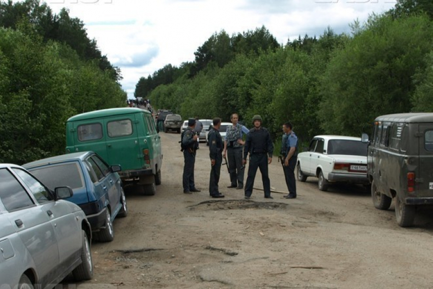 В отношении ростовчан, избивших и покусавших полицейских, возбуждено уголовное дело