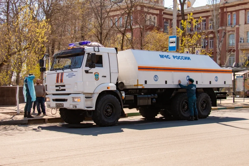 В Ростовской области создали группировку из 10 тысяч человек на случай пожаров и наводнений