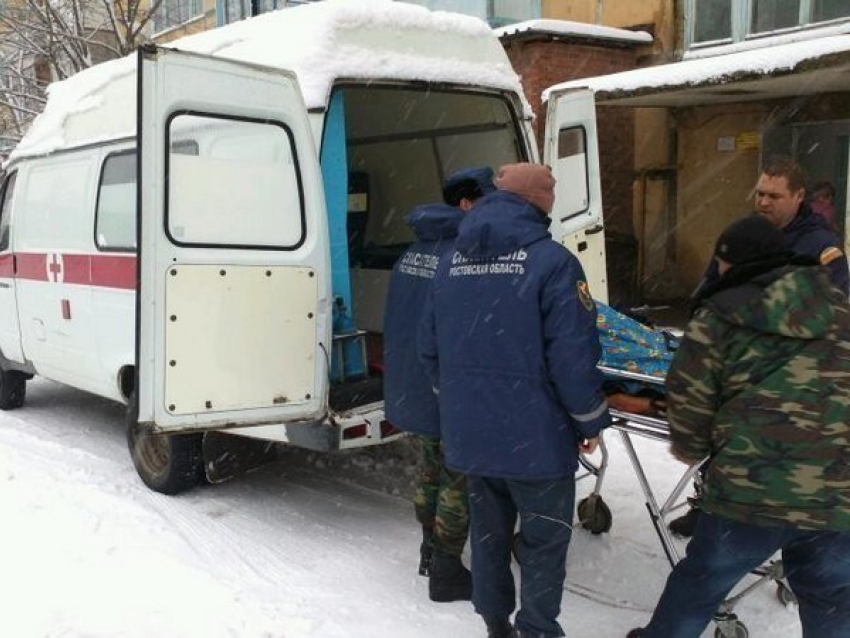 В Ростовской области спасатели доставили в больницу 200-килограммовую женщину 