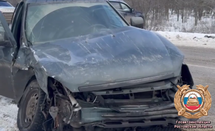 За полчаса на одном участке трассы в Ростовской области произошло три аварии