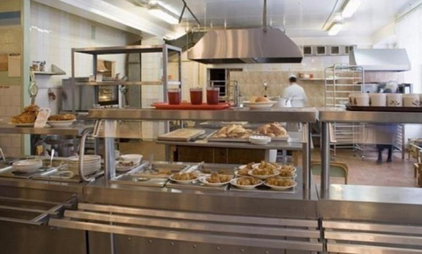 Ростпотребнадзор контролирует питание школьников в Ростовской области