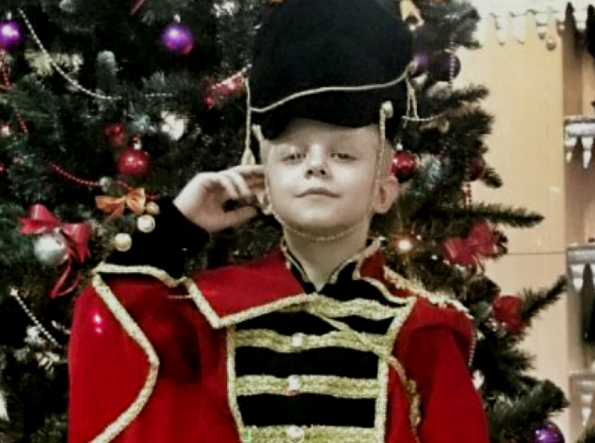 Настоящий гусар Артем в конкурсе «Звездочки Нового года-2017»