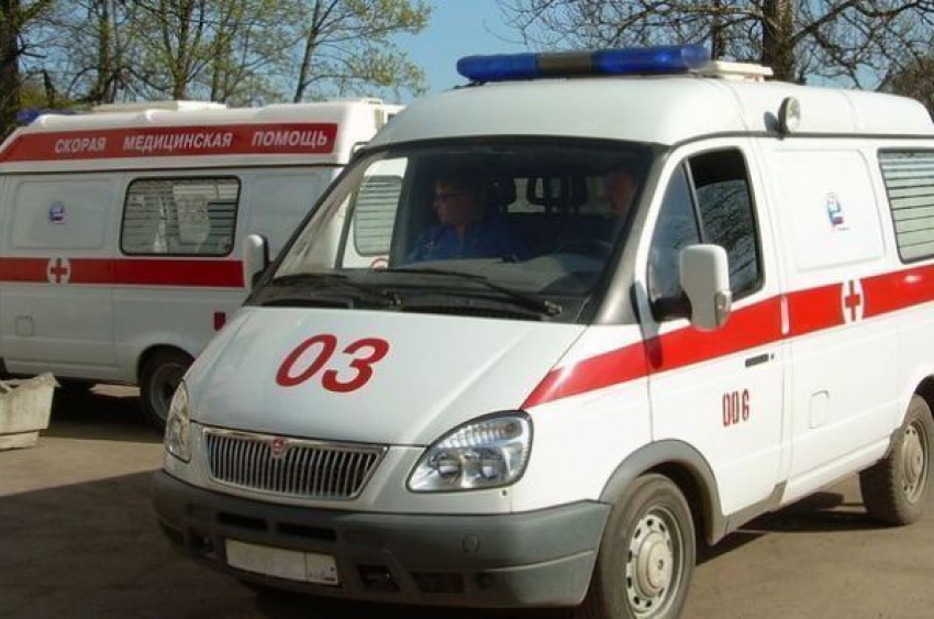 В Ростовской области женщина и двое детей пострадали в ДТП