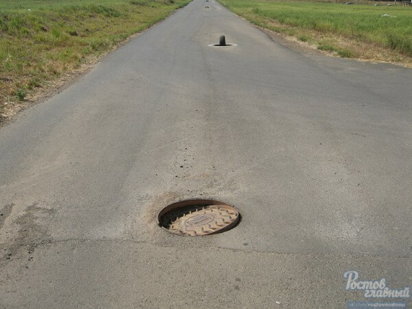 В микрорайоне «Суворовский» злоумышленники украли почти все крышки с канализационных люков