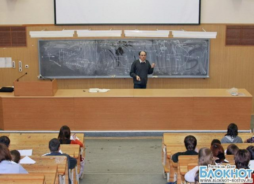 Рособрнадзор выявил в двух ростовских вузах нарушения требований образовательных стандартов