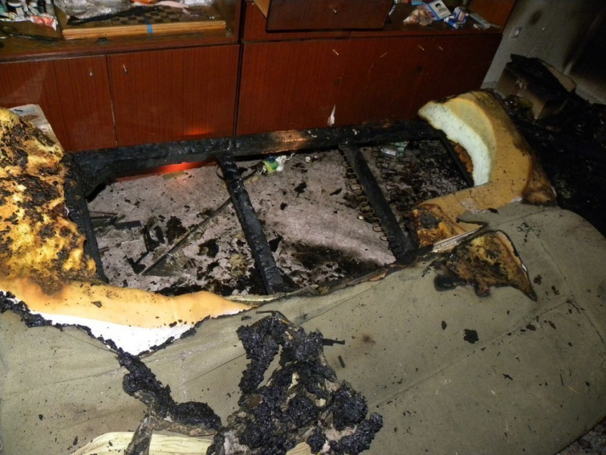 Мужчина заживо сгорел в собственной постели при пожаре в Ростовской области