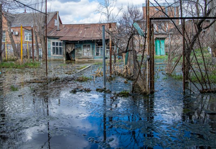 Жителей Ростова, Азова и Таганрога предупредили о возможных подтоплениях