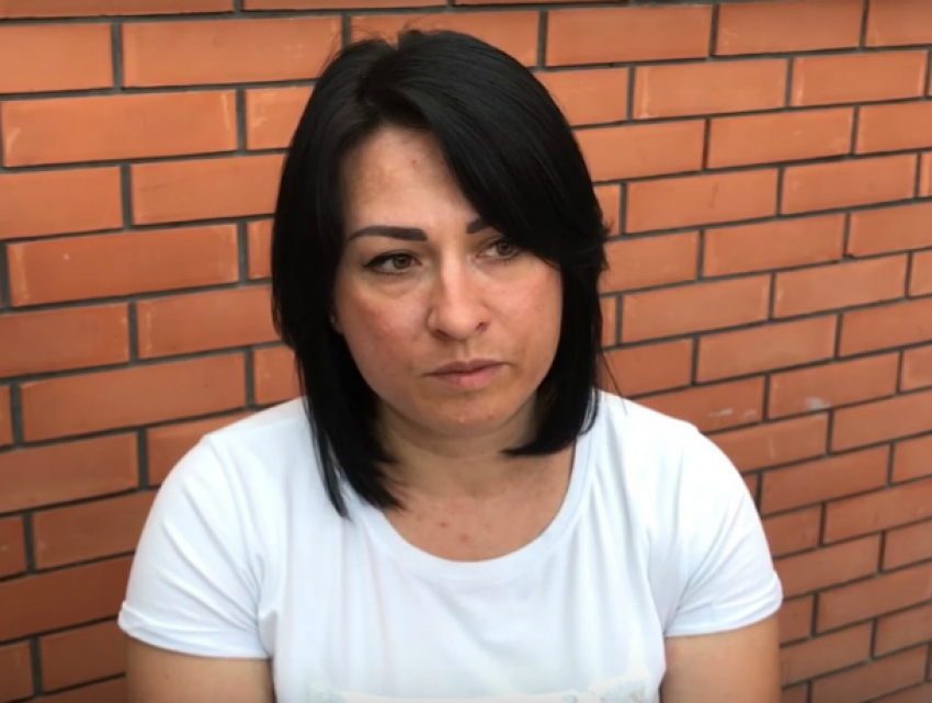 В скандальной истории с двумя гробами в Таганроге хотят обвинить приемщицу заказов