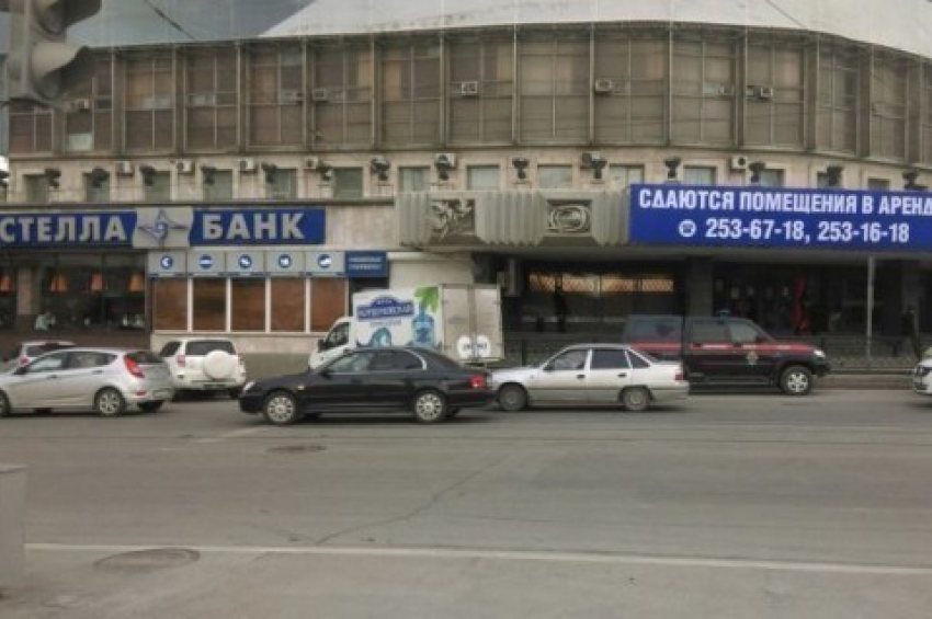 На офис «Стелла-Банка» в Ростове совершено нападение