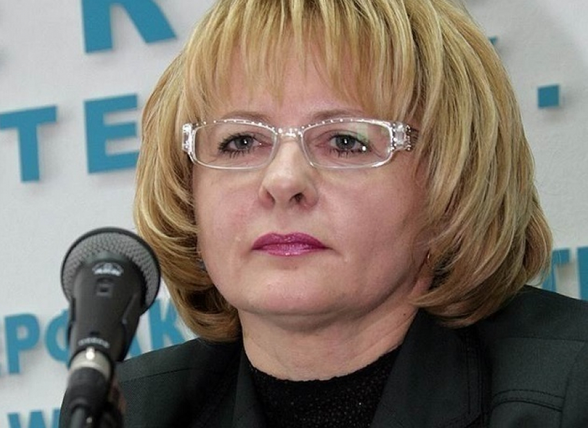 Известную блондинку и ее зама из правительства Ростовской области оштрафовали на 86 миллионов рублей