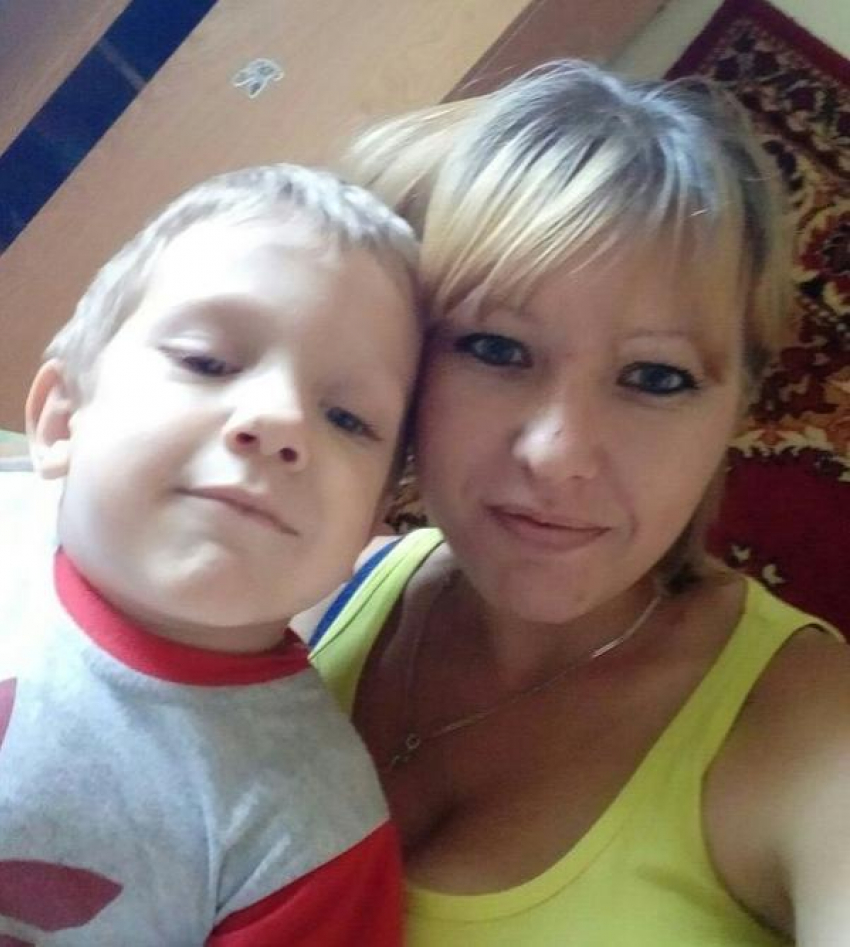 Ребенок из Ростовской области превратится в «живой труп» без 27 млн рублей в год