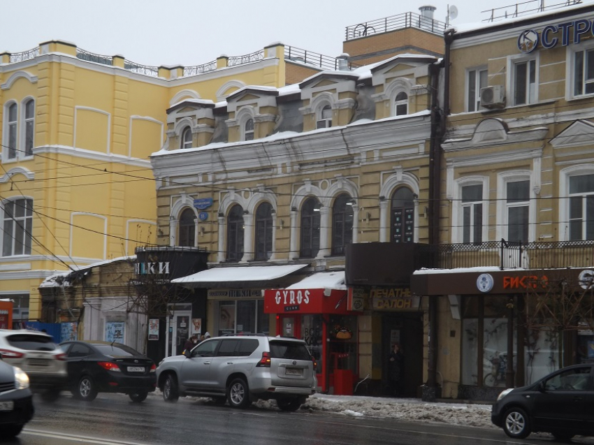 Собственники не верят в аварийность старинного дома, который хочет снести ростовская администрация