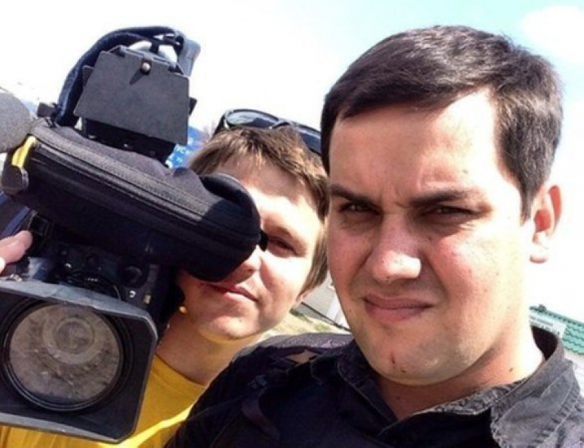 На границе с Ростовской областью у украинского КПП Изварино ранены журналисты РЕН ТВ